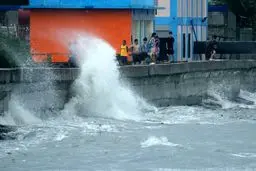 مرگ ۱۸ نفر در فیلیپین؛ «فنگ‌وونگ» اکنون در مسیر تایوان

