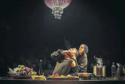 صحنه نمایش جان دوباره گرفت