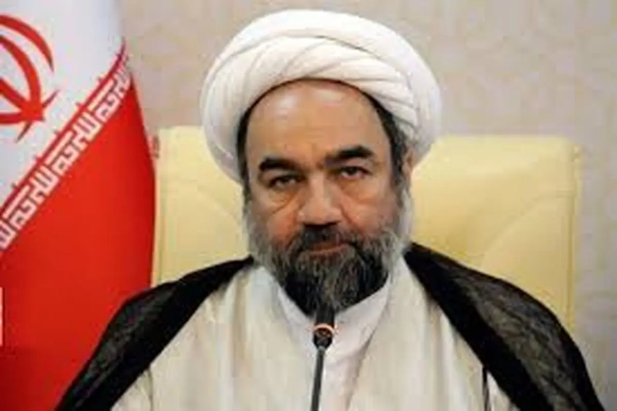 واکنش امام جمعه زاهدان به مداح هتاک چه بود؟ 