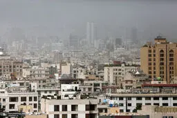 خیزش گرد و خاک و کاهش کیفیت هوا در تهران
