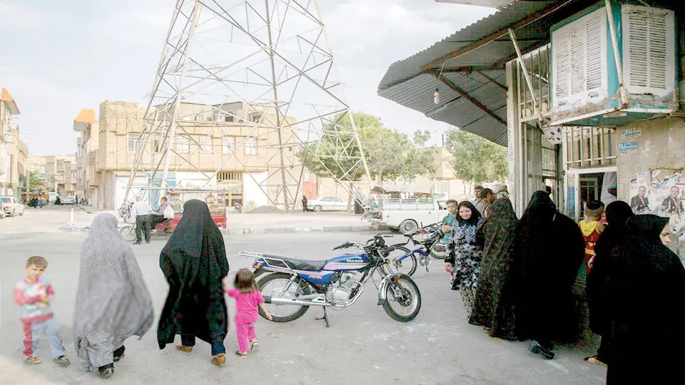 یکهزار دکل و آنتن غیرمجاز در تهران
