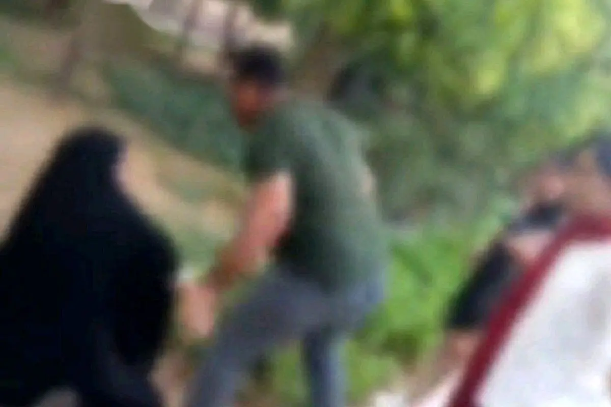 تصویری که «فارس» از زن‌ و شوهری که با آمر به معروف در شیراز درگیر شدند، منتشر کرد

