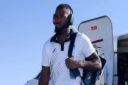 نازون در تهران تنهاست!