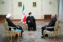 بررسی حوادث اخیر در جلسه سران قوا