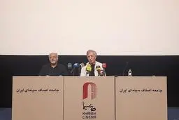 کارت زرد گرفتن برای سینما و موسیقی باعث افتخار وزارت ارشاد است