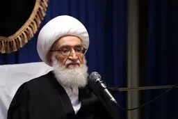 آیت الله نوری همدانی: مساجد رو به خلوت شدن است/ خیلی از مساجد تهران امام جماعت ندارد

