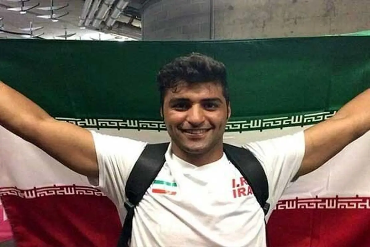 گرفتن مدال جهانی ملی‌پوش ایران به خاطر اعتراض یک ایرانی دیگر!

