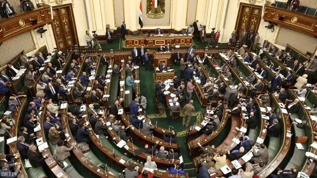تعویق رای گیری درباره حمایت نظامی مصر از عربستان