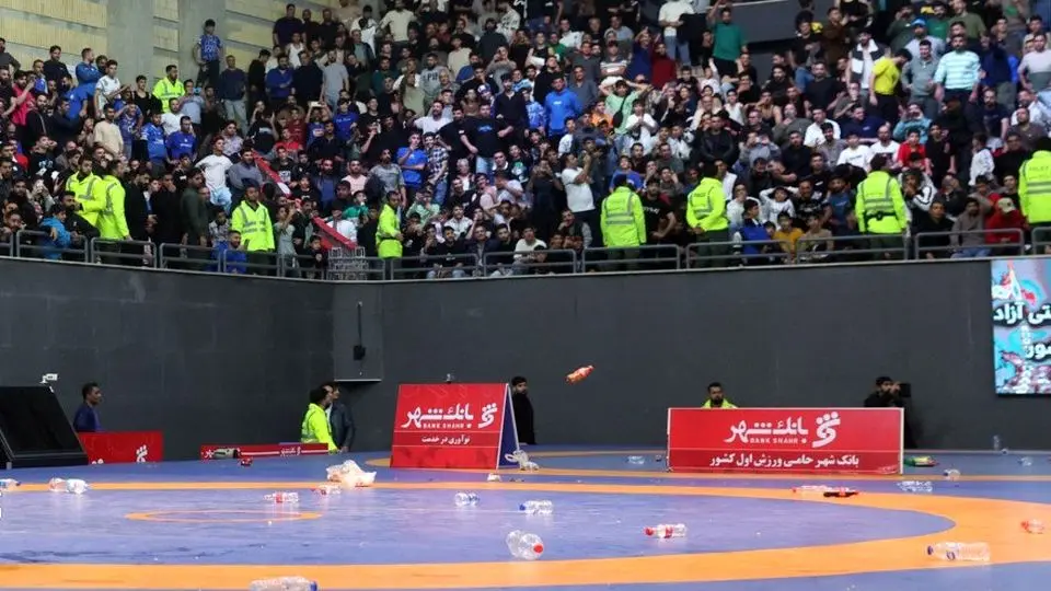 شب خاص کشتی با هنرنمایی یزدانی، روس‌ها و تماشاگران!