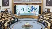 هویت زنی که پزشکیان را بوسید+ عکس 