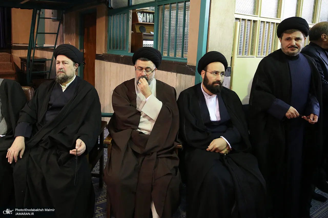 ۳ برادر خمینی در یک قاب + عکس