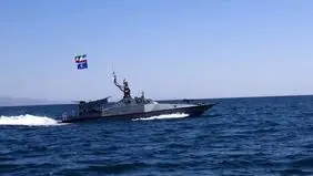 نیروی دریایی سپاه پاسداران در تنگه هرمز رزمایش برگزار کرد 