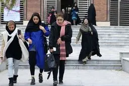 نماینده مجلس: دانشجویان و دانش‌آموزان زیر تیغ قانون حجاب و عفاف/ این پیشنهادات را کدام نمایندگان داده‌اند؟

