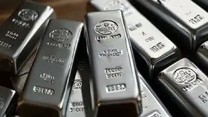 جهش بی سابقه قیمت نقره/ سرمایه گذاران جذب نقره شدند