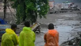 تلفات سیل ویرانگر در مرز نپال و چین به ۳۶۲ نفر رسید/ بیش از ۱۳۰۰ نفر هنوز مفقودند