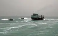 ۴ فروند شناور در دریای عمان توقیف شد/ انهدام ۲ باند بزرگ قاچاق اسلحه و مواد مخدر

