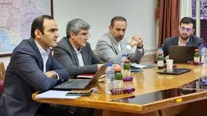 دعوت بی‌پاسخ تامین اجتماعی در نشست بیمه اجباری رانندگان پلتفرمی