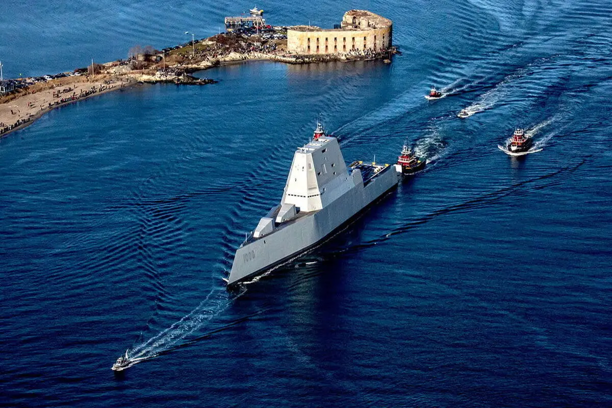 آلمان مین‌روب «فولدا» را به سوی تنگه هرمز فرستاد 