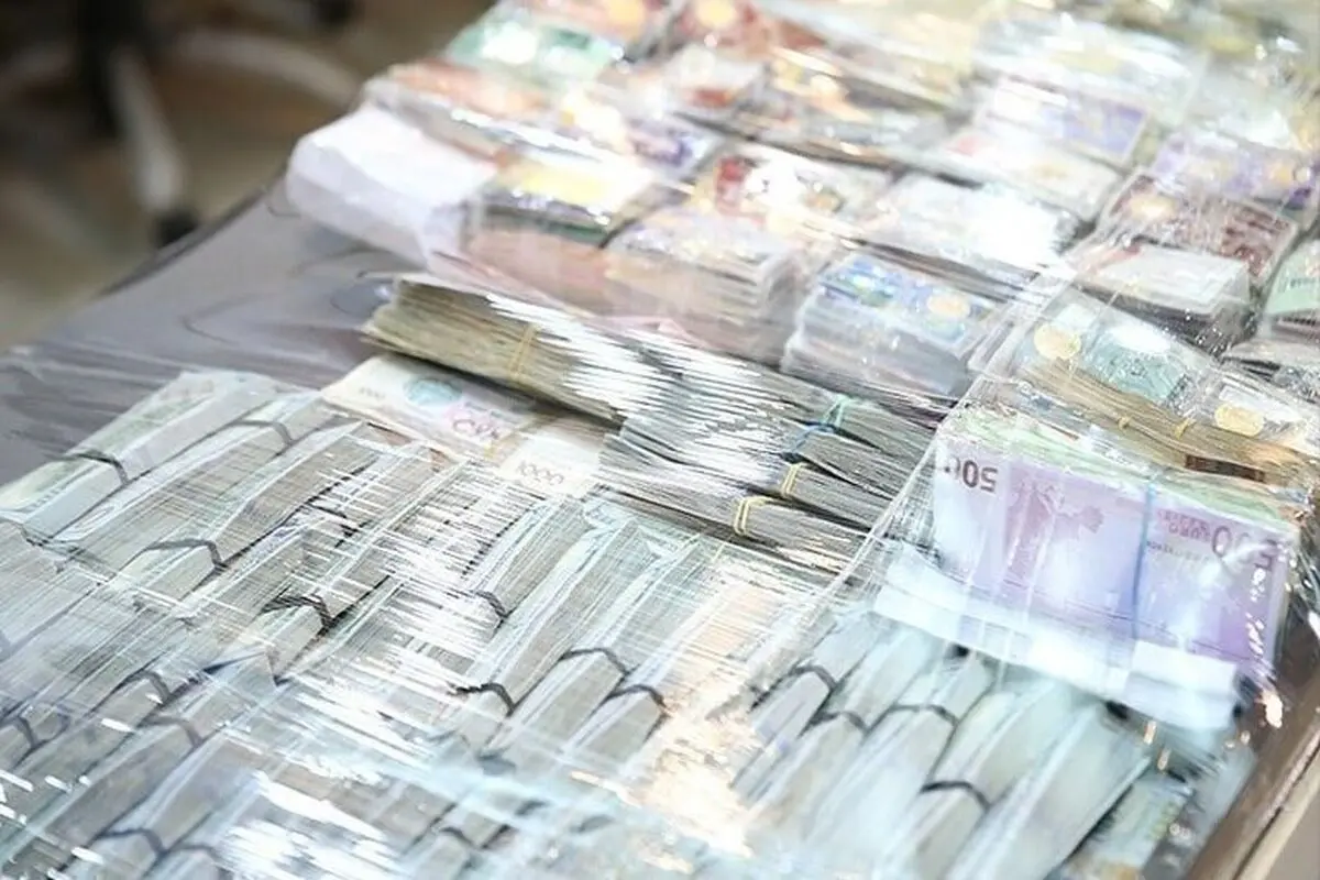 اموال سرقتی تحویل بانک مرکزی شد