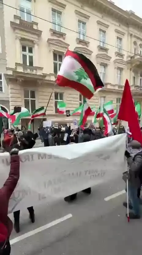 راهپیمایی ضد ترامپ و جنگ آمریکا و رژیم اسرائیل علیه ایران در وین پایتخت اتریش + ویدئو