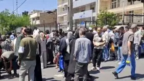 تجمع اتباع افغانستانی مقابل سفارت این کشور در تهران
