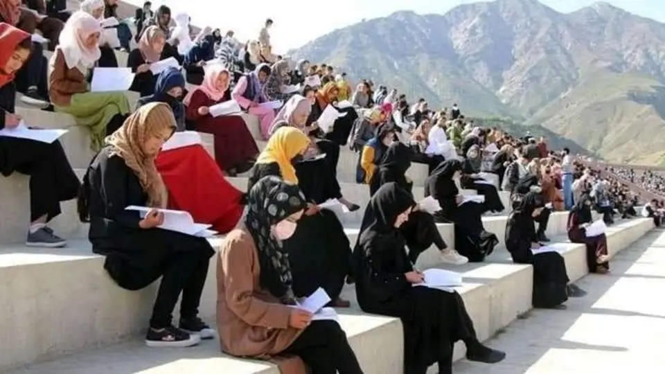 محدودیت برای دختران دانشجو در آزمون کنکور در افغانستان