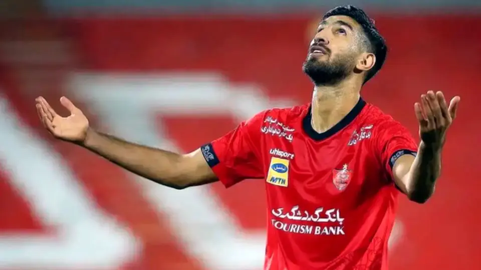 مغانلو پرسپولیسی می شود؟