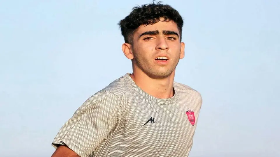 بازیکن پرسپولیس راهی گل گهر شد

