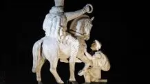 اشکالات مجسمه شاپور ساسانی به روایت یک مجسمه‌ساز؛ نه کیفیت دارد و نه خلاقیت
