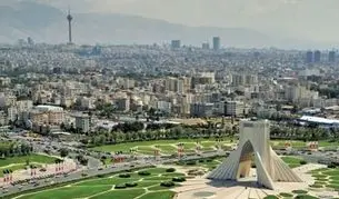 تهران در تحمیل فضاهای شهری دو نیمه شده؛ جنوب پایتخت در سوگ، شمال در سبزی