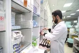 برخورد با ۶۱۹ شکایت گران‌فروشی دارو و عدم ارائه فاکتور

