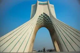 برج آزادی تهران امشب رنگ پرچم مکزیک می‌شود