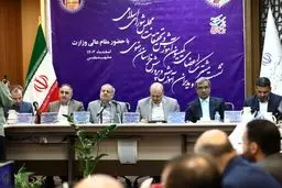
فرهنگیان ۲۳۵ هزار میلیارد پاداش می‌گیرند

