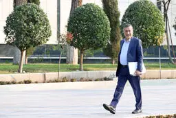 واکنش عجیب معاون پزشکیان به سوالی درباره زمان رفع فیلترینگ 