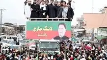 هواداران عمران‌خان در مسیر اسلام‌آباد/ تدابیر امنیتی در پایتخت پاکستان تشدید شد + ویدیو