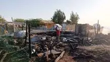 ۲ فروند لنج در بندر بهمن قشم در آتش سوخت