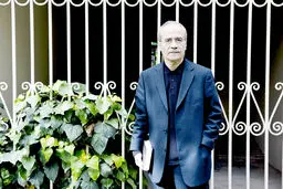 جشن بمبارانِ فاشیسم