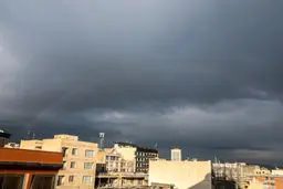 پیش بینی هوای تهران جمعه و شنبه ۲۸ و ۲۹ فروردین ۱۴۰۵/ رگبار و رعد و برق همراه با افزایش دما در راه است