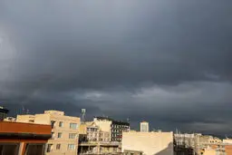 پیش بینی هوای تهران جمعه و شنبه ۲۸ و ۲۹ فروردین ۱۴۰۵/ رگبار و رعد و برق همراه با افزایش دما در راه است