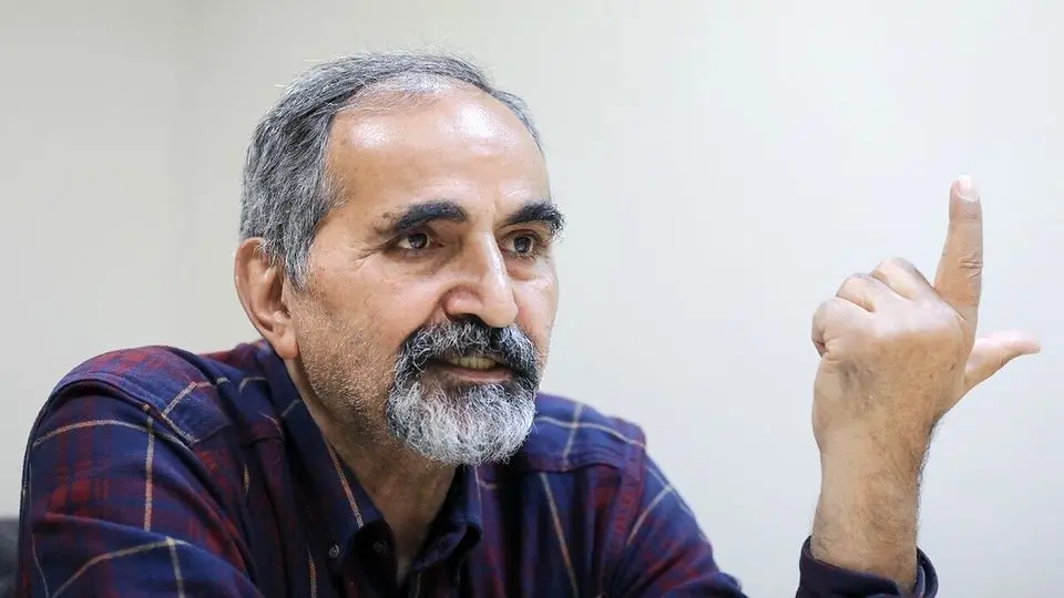 آزاد ارمکی: حاکمیت یا باید شیوههای قدیمی را کنار بگذارد یا خطر فروپاشی سیاسی را بپذیرد