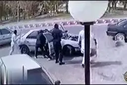 لحظه وحشتناک آدم‌ربایی مسلحانه در زابل/ ویدئو

