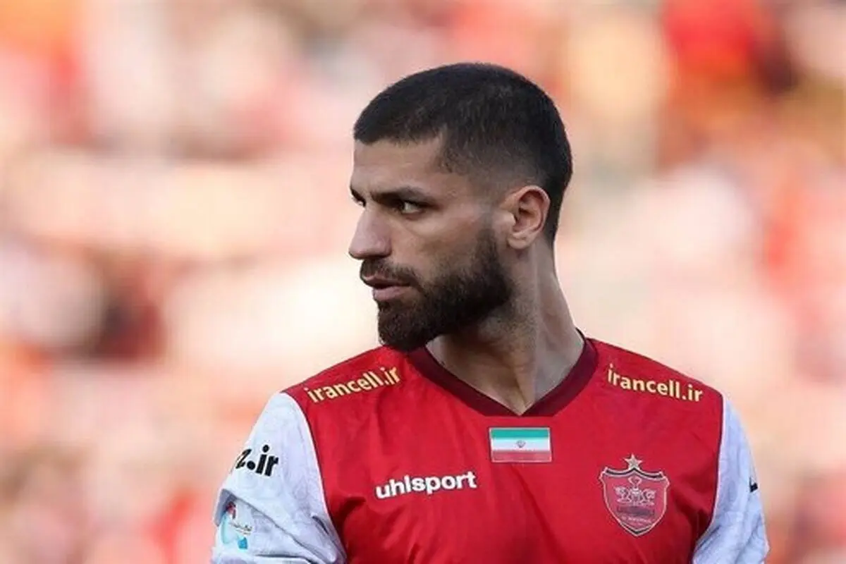 سرباز پرسپولیس به استقلال رسید
