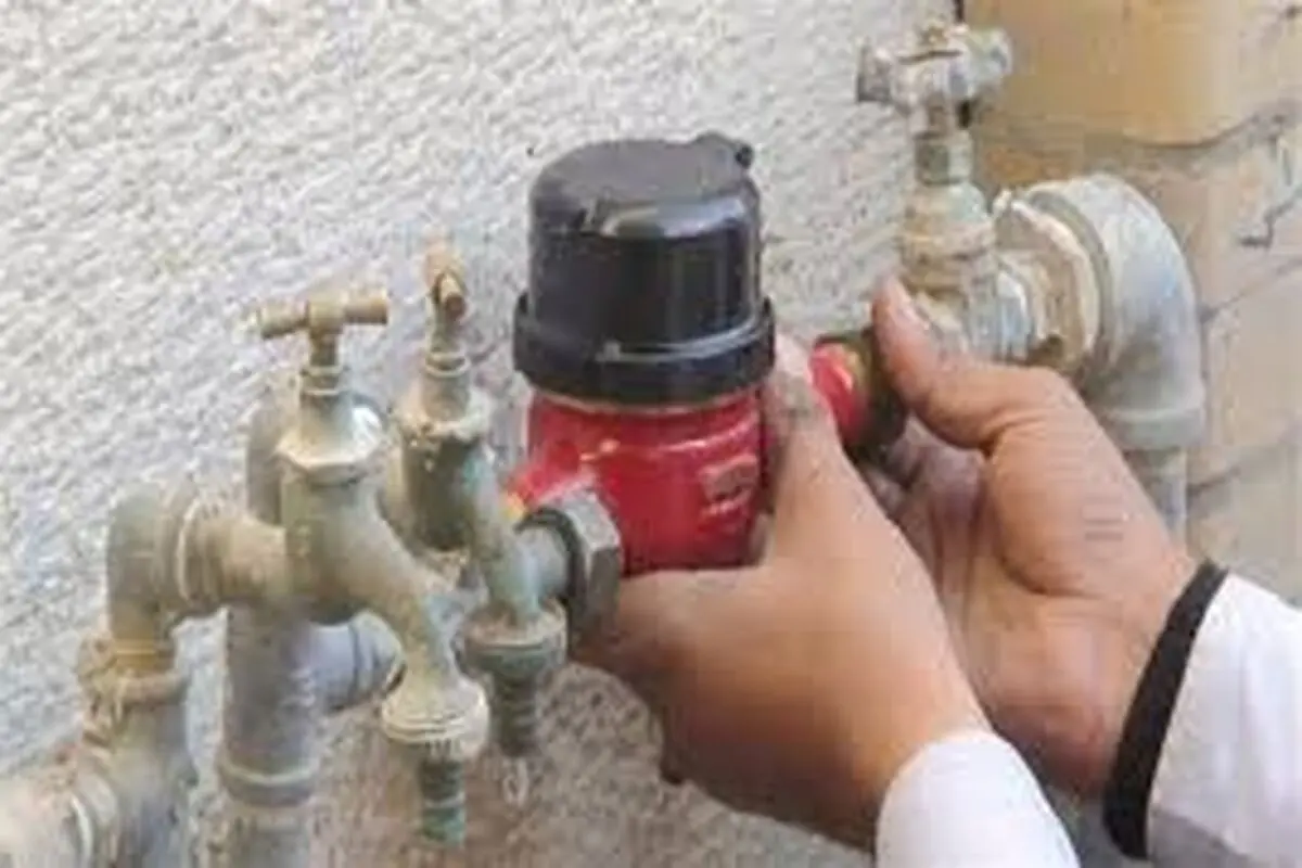 انشعاب آب متخلفان قطع شود

