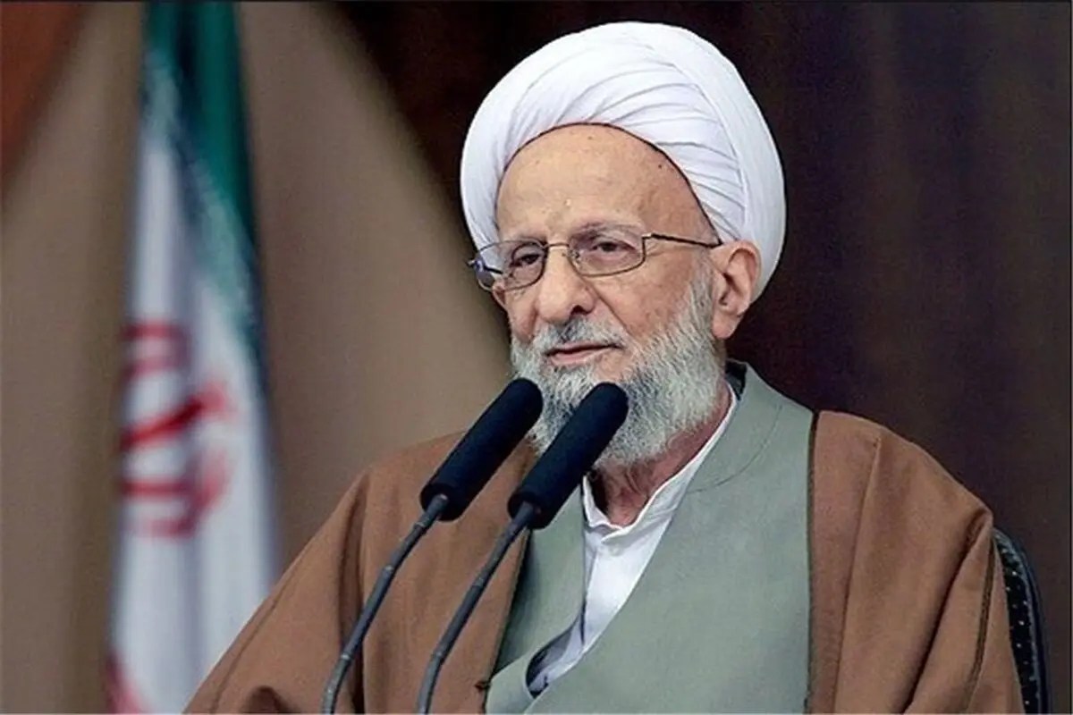 سند کیهان برای اثبات اعتقاد مصباح یزدی به رای مردم: او در رفراندوم جمهوری اسلامی شرکت کرد؛ از او عکس هم گرفتند، اما گم شده

