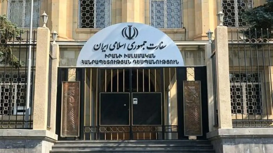 سفیر ایران در ایروان: مسافران ایرانی از مسیر زمینی به ارمنستان تردد نکنند