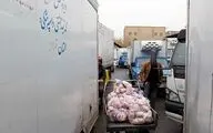 افزایش قیمت مرغ‌ و خرید و فروش در کوچه‌ پس‌کوچه‌های اطراف میدان بهمن‌

