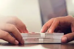 پرداخت تسهیلات بانکی فقط با صورتحساب‌های الکترونیکی