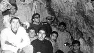 سر به روی شانه‌‌ کوه