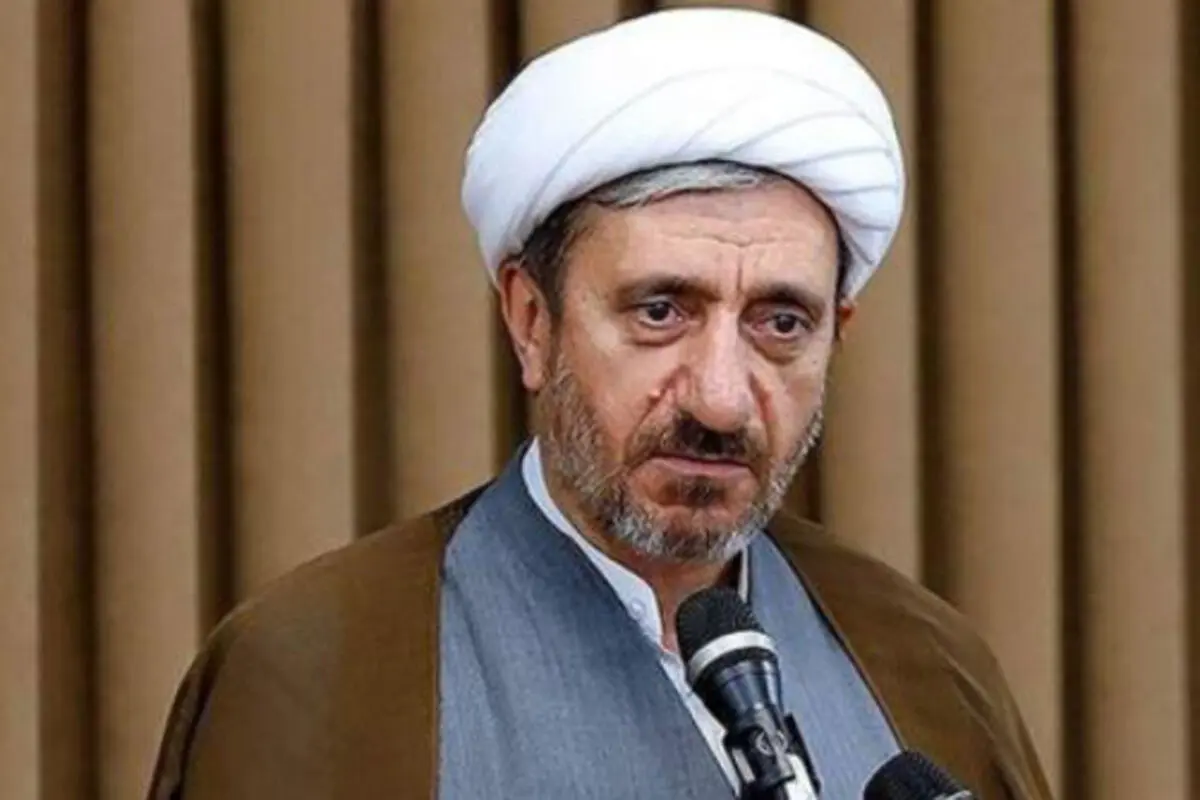 افرادی ابله می‌گویند چرا پول ایران را در لبنان و عراق و سوریه خرج می‌کنند