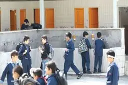 آب و برق مدارس رایگان شد
